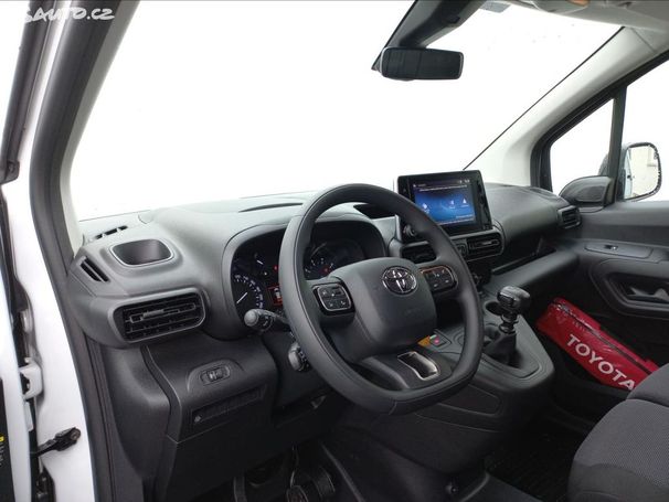 Toyota Proace Verso 75 kW image number 13