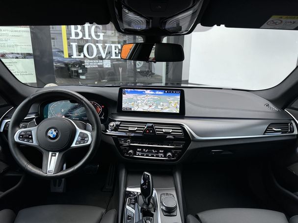 BMW 540d Touring xDrive 250 kW image number 4