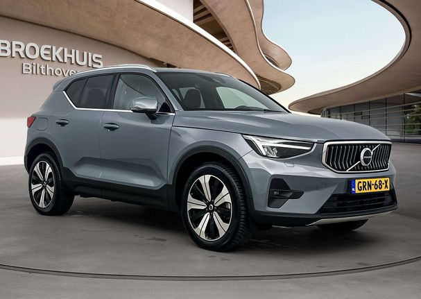 Volvo XC40 Recharge T4 Ultimate Bright 155 kW image number 2