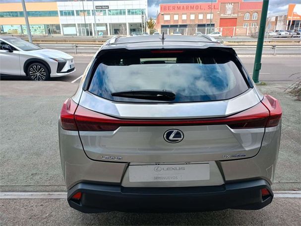 Lexus UX 300e 150 kW image number 5