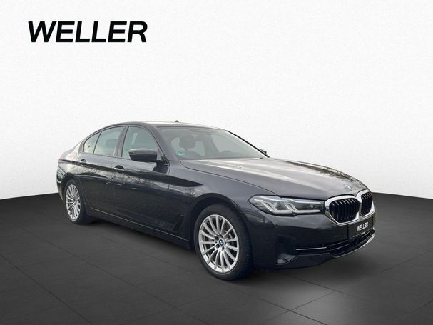 BMW 530 xDrive 215 kW image number 3