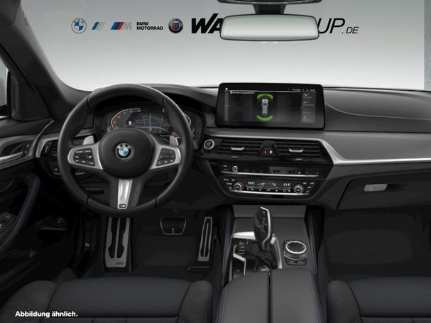 BMW 530d Touring xDrive 210 kW image number 4