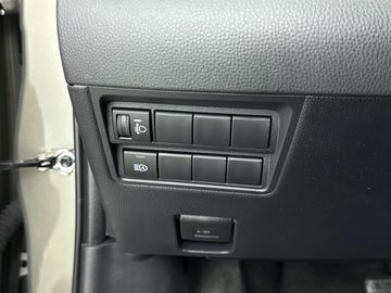 Car image 31