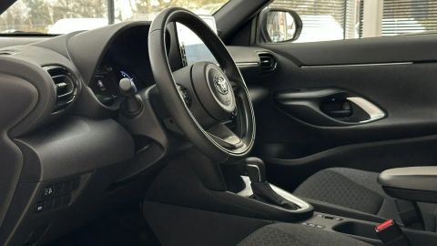 Car image 23