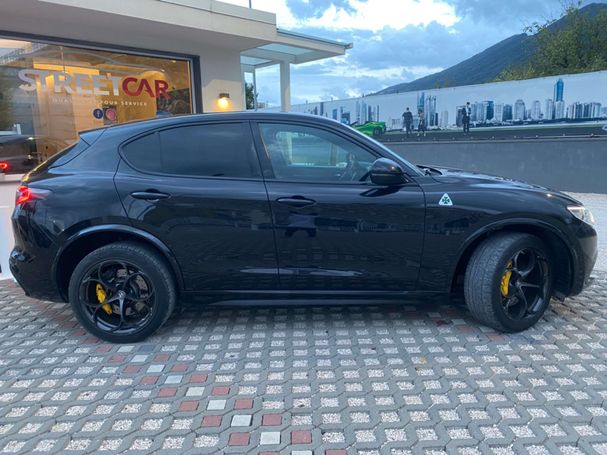 Alfa Romeo Stelvio V6 2.9 Bi-Turbo Quadrifoglio 375 kW image number 2