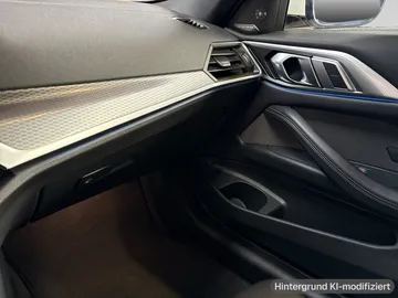 Car image 29