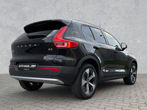 Volvo XC40 B3 Core 120 kW image number 2