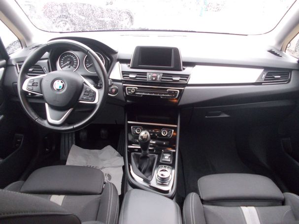 BMW 220i 141 kW image number 11