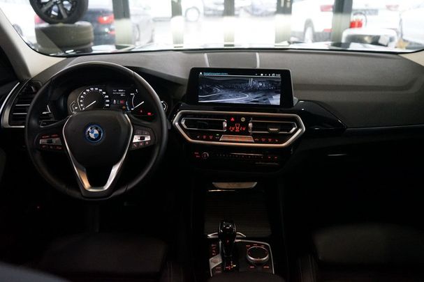 BMW X3 xDrive 135 kW image number 17