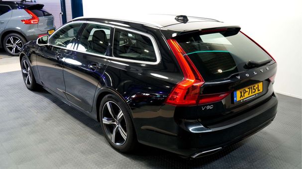 Volvo V90 T4 140 kW image number 25