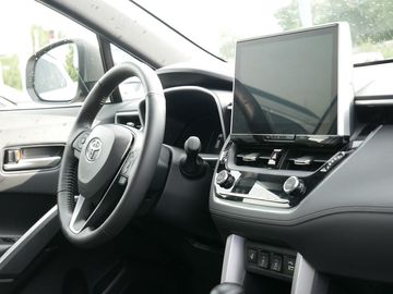 Car image 9