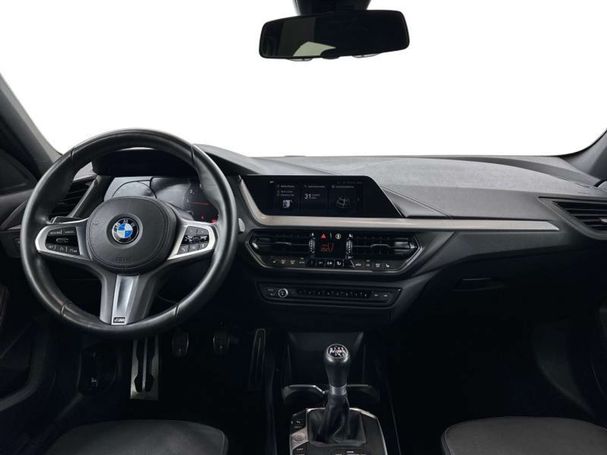 BMW 118i 100 kW image number 9