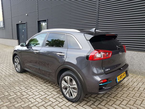 Kia Niro e 64 kWh 150 kW image number 8