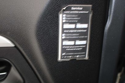 Car image 33