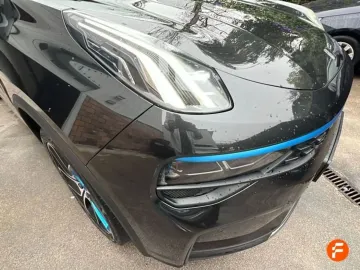 Car image 34