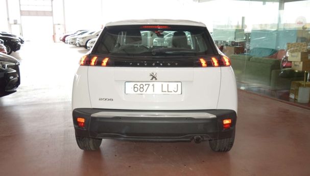 Peugeot 2008 1.2 PureTech 74 kW image number 6