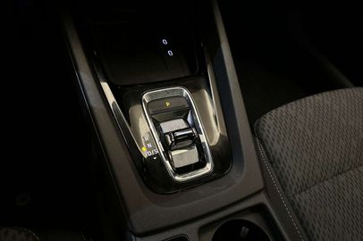 Car image 36