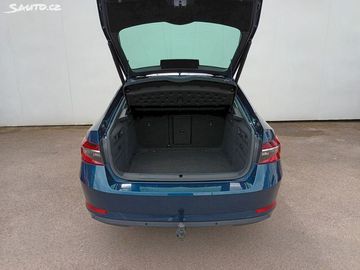 Car image 26