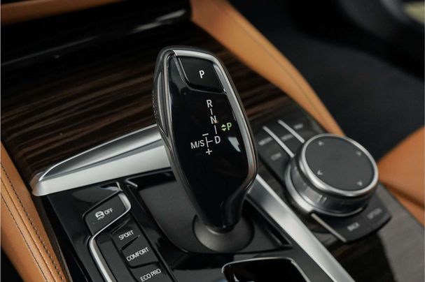 BMW 530i 185 kW image number 32