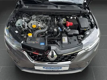 Car image 30