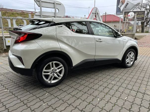 Toyota C-HR 90 kW image number 15