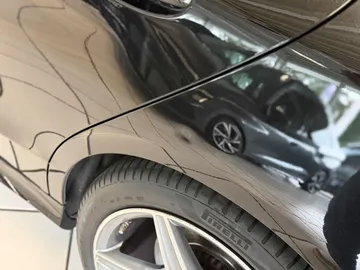 Car image 47