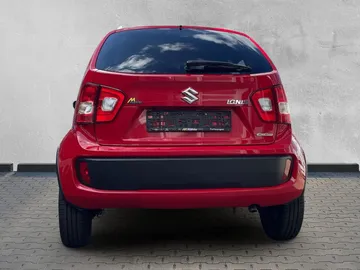 Car image 4
