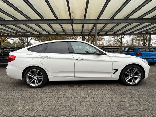 BMW 320i Gran Turismo 135 kW image number 17