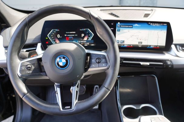 BMW iX1 xDrive30 200 kW image number 28