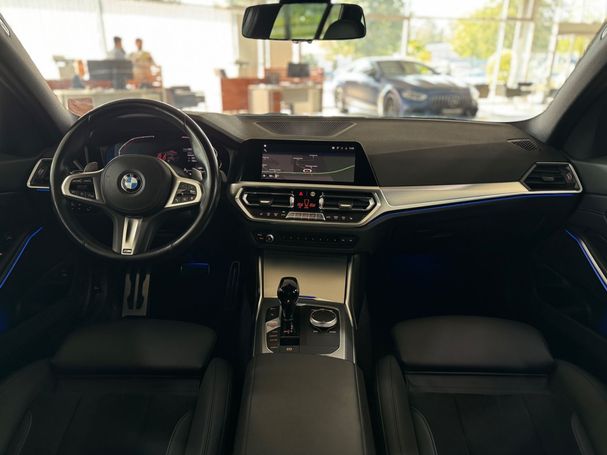 BMW 330d Touring M Sport 210 kW image number 41