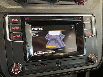 Car image 29