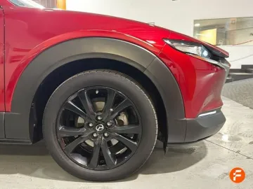 Car image 24