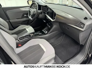 Car image 33
