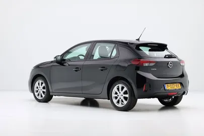 Car image 32