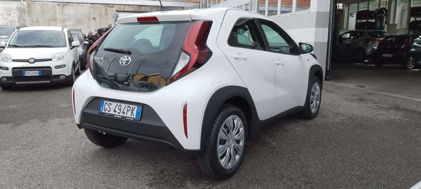 Toyota Aygo X 1.0 CVT 53 kW image number 3