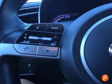 Car image 27