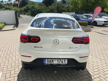 Car image 33