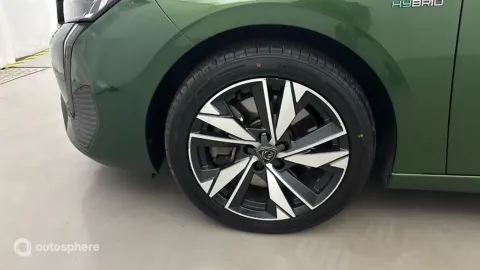 Car image 20