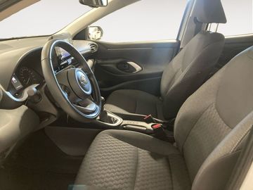 Car image 10