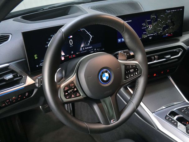 BMW 330 e Touring xDrive 215 kW image number 9