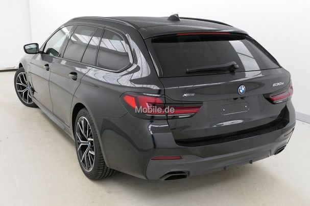 BMW 530 Touring xDrive 215 kW image number 11