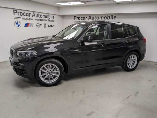 BMW X3 xDrive30e 215 kW image number 2