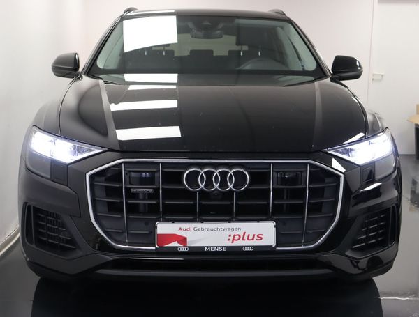 Audi Q8 55 TFSI quattro Tiptronic 250 kW image number 3