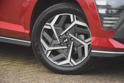 Car image 40