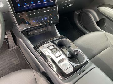 Car image 33