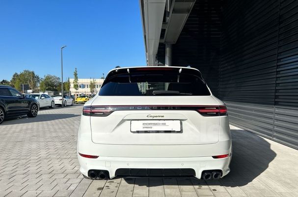 Porsche Cayenne E-Hybrid Tiptronic 340 kW image number 3