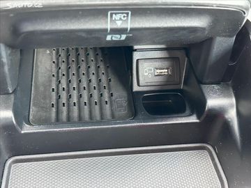 Car image 35