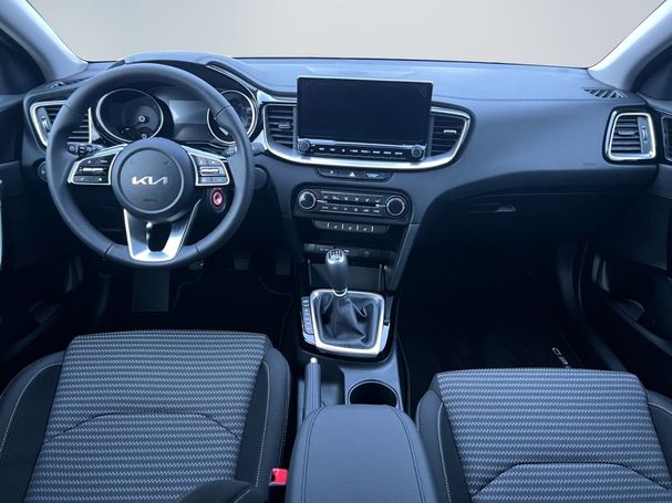 Kia Ceed 1.6 CRDi SW Vision 100 kW image number 10