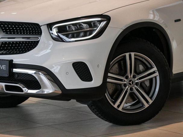 Mercedes-Benz GLC 300 de 225 kW image number 5