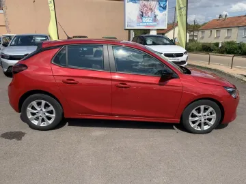 Car image 4